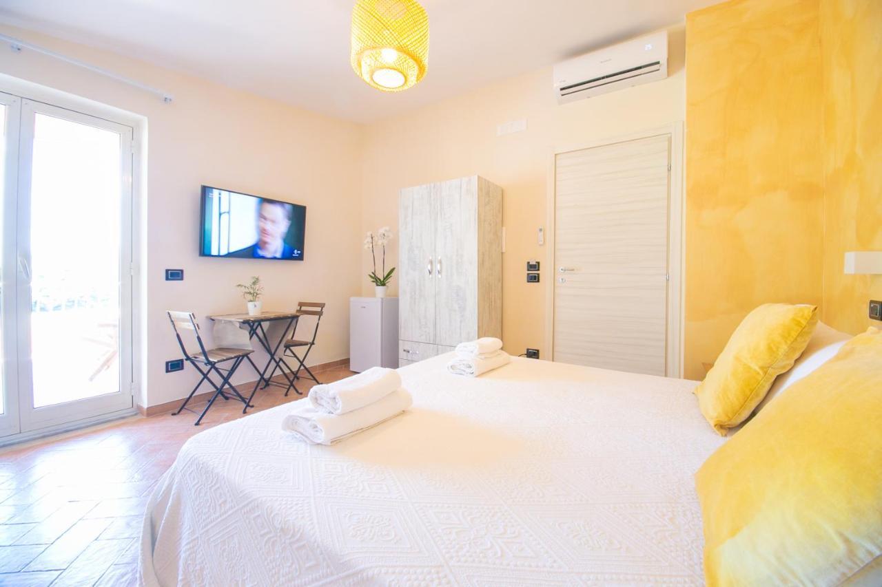 Bed and Breakfast Perla Stabia Castellammare di Stabia Exterior foto
